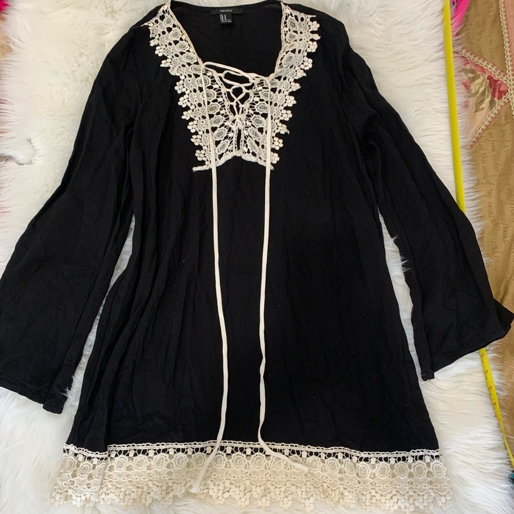 Women’s Forever 21 Midi Black with Lace Trim Dress Size M‎